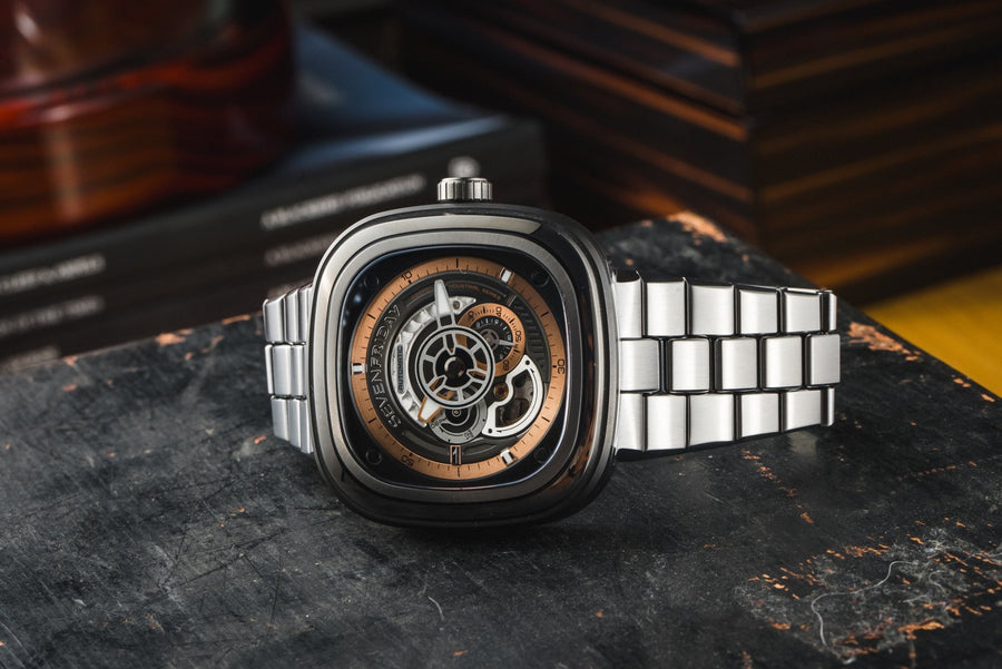 SEVENFRIDAY P2C/01-M - The Independent Collective