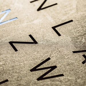 Qlocktwo Earth 90 Creators Edition Gold