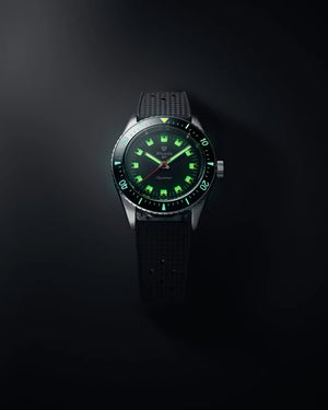 Aquamar Black | 32068A17 - The Independent CollectiveAquamar Black | 32068A17 