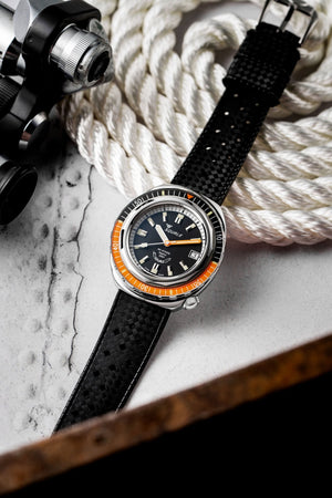 2001 Heritage Limited Edition - The Independent Collective 2002LAVAL.HT