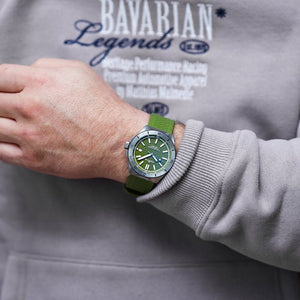 FORTIS Marinemaster M - 40 - Woodpecker Green - The Independent Collective F8120007