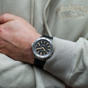 FORTIS Marinemaster M - 44 - Black Resin Gold - The Independent Collective F8120015