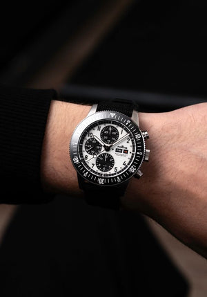 FORTIS Novonaut N-42 TR - Halo Black - The Independent CollectiveFORTIS Novonaut N-42 TR - Halo Black F2040021