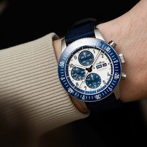 FORTIS Novonaut N-42 TR - Halo Blue - The Independent CollectiveFORTIS Novonaut N-42 TR - Halo Blue F2040022