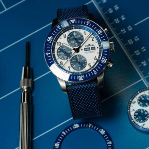 FORTIS Novonaut N-42 TR - Halo Blue - The Independent CollectiveFORTIS Novonaut N-42 TR - Halo Blue F2040022