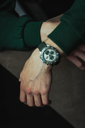 FORTIS Novonaut N-42 TR - Halo Green - The Independent CollectiveFORTIS Novonaut N-42 TR - Halo Green F2040023