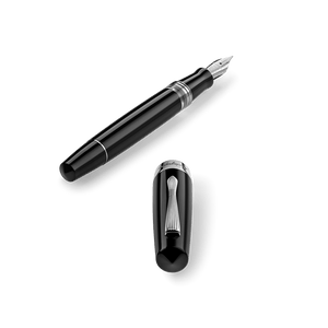 Montegrappa Elmo 02 Plus Black - The Independent CollectiveMontegrappa Elmo 02 Plus Black 