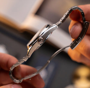 OCEAN TO ORBIT LHOTSE - BLUE STEEL RED TIP BRACELET - The Independent Collective