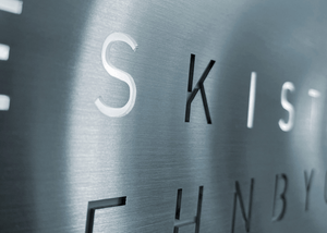 Qlocktwo Earth 90 Brushed Stainless Steel - The Independent CollectiveQlocktwo Earth 90 Brushed Stainless Steel