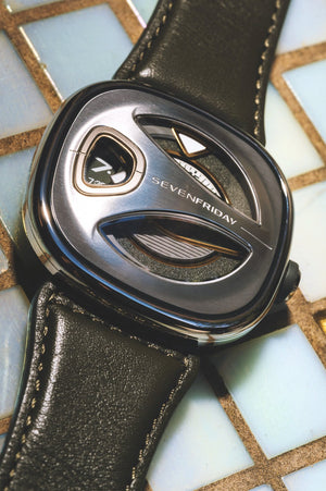 SEVENFRIDAY ME1/02 - The Independent Collective ME1/02M