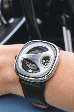 SEVENFRIDAY ME1/02 - The Independent Collective ME1/02M