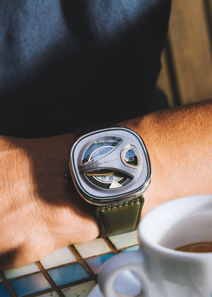 SEVENFRIDAY ME1/02 - The Independent Collective ME1/02M