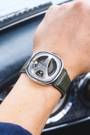 SEVENFRIDAY ME1/02 - The Independent Collective ME1/02M