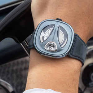 SEVENFRIDAY ME3/01 - The Independent Collective ME3/01