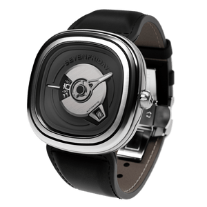 SEVENFRIDAY PE1/01 - The Independent CollectiveSEVENFRIDAY PE1/01 PE1/01