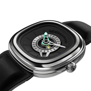 SEVENFRIDAY PG1/01 GMT - The Independent CollectiveSEVENFRIDAY PG1/01 GMT PG1/01