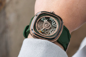 SEVENFRIDAY T2/07: "T - Riley" - The Independent Collective T2/07