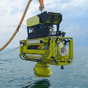 Squale Drass S.A.V.E.R | VONDSSSAVS - The Independent CollectiveSquale Drass S.A.V.E.R | VONDSSSAVS VONDSSSAVS