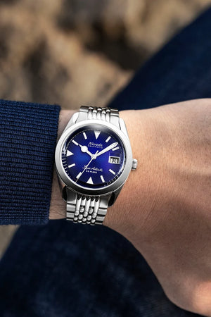 Super Antarctic Blue - No Date | 32075A04