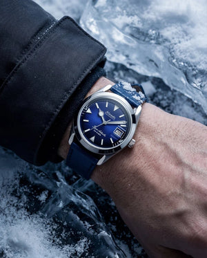 Super Antarctic Blue - Date | 32076A04