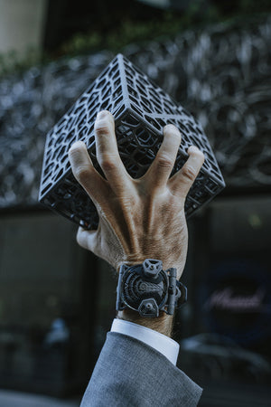 SEVENFRIDAY Free - D One - The Independent Collective FDA/01