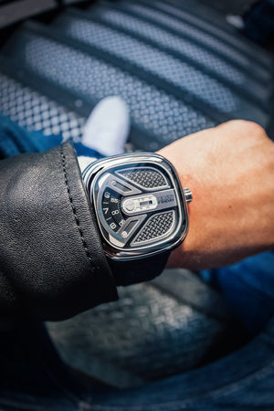 M1B/01 : The Urban Explorer - The Independent CollectiveM1B/01 : The Urban Explorer - The Independent Collective Watches M1B/01