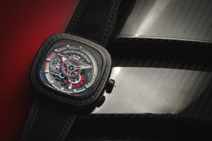 SEVENFRIDAY PS3/02 Ruby Carbon - The Independent Collective ps3/02