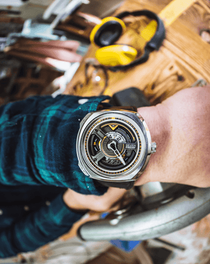SEVENFRIDAY W1/01 : THE BLADE - The Independent Collective W1/01