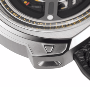 SEVENFRIDAY W1/01 : THE BLADE - The Independent CollectiveSEVENFRIDAY W1/01 : THE BLADE - The Independent Collective Watches W1/01